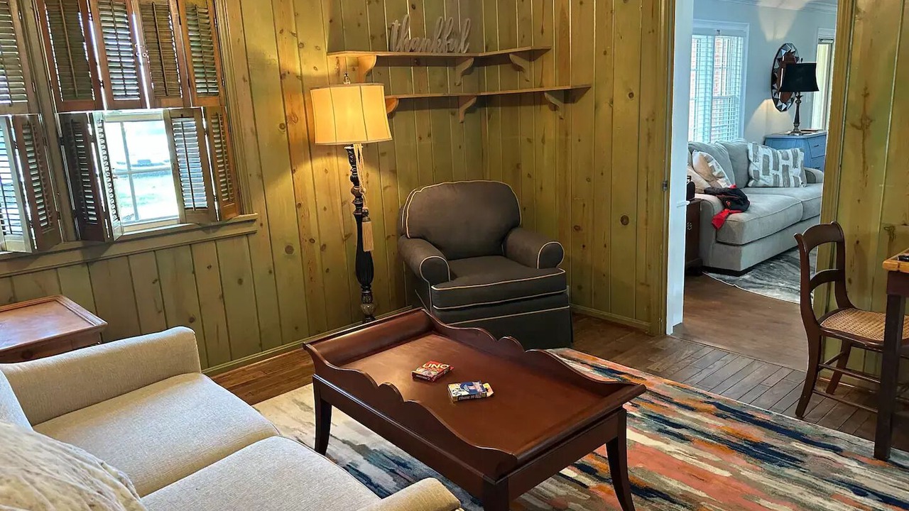 Photo of Livingroom in Bardstown