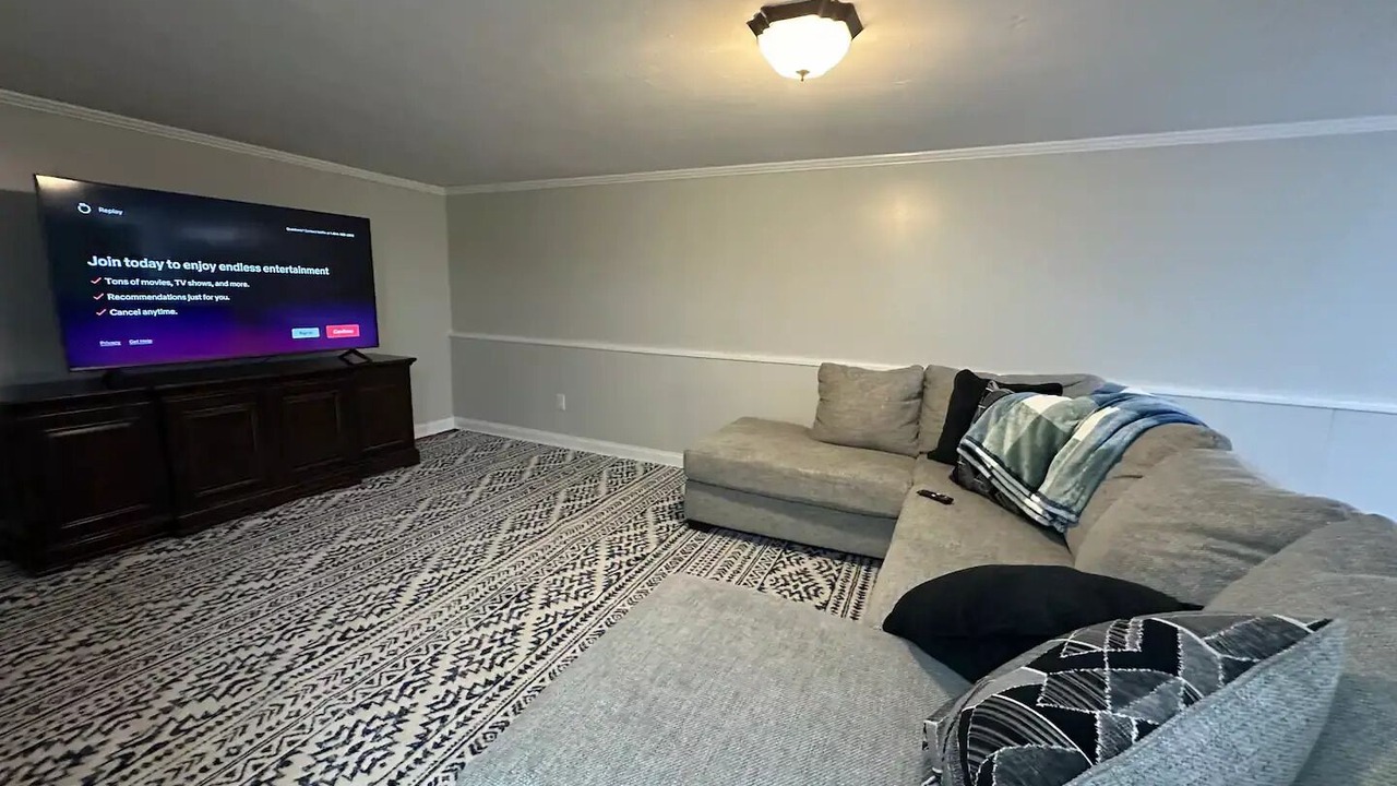 Photo of Livingroom in Bardstown