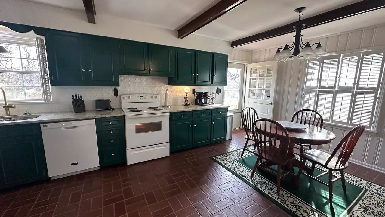 Photo of Kitchen in Bardstown