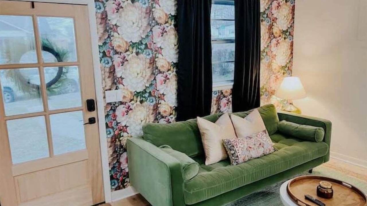 Photo of Livingroom in Lockeland Springs