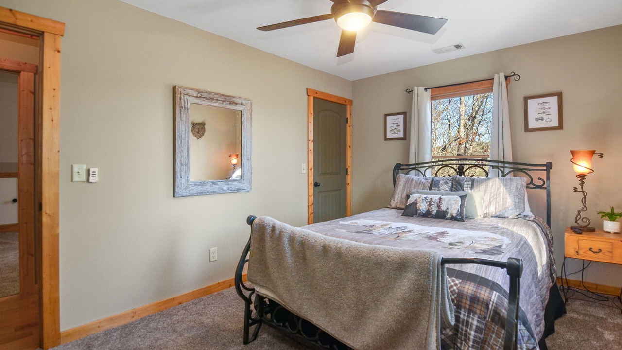 Photo of Bedroom in Ellijay