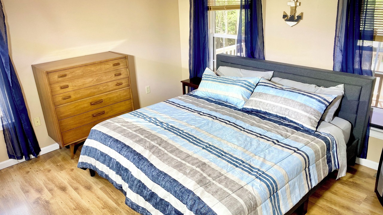 Photo of Bedroom in Mount Storm