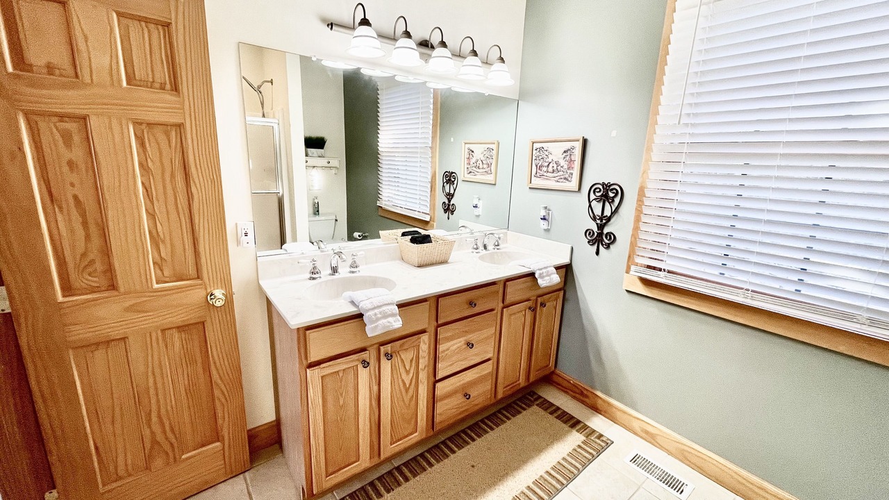 Photo of Bathroom in Wolf Laurel