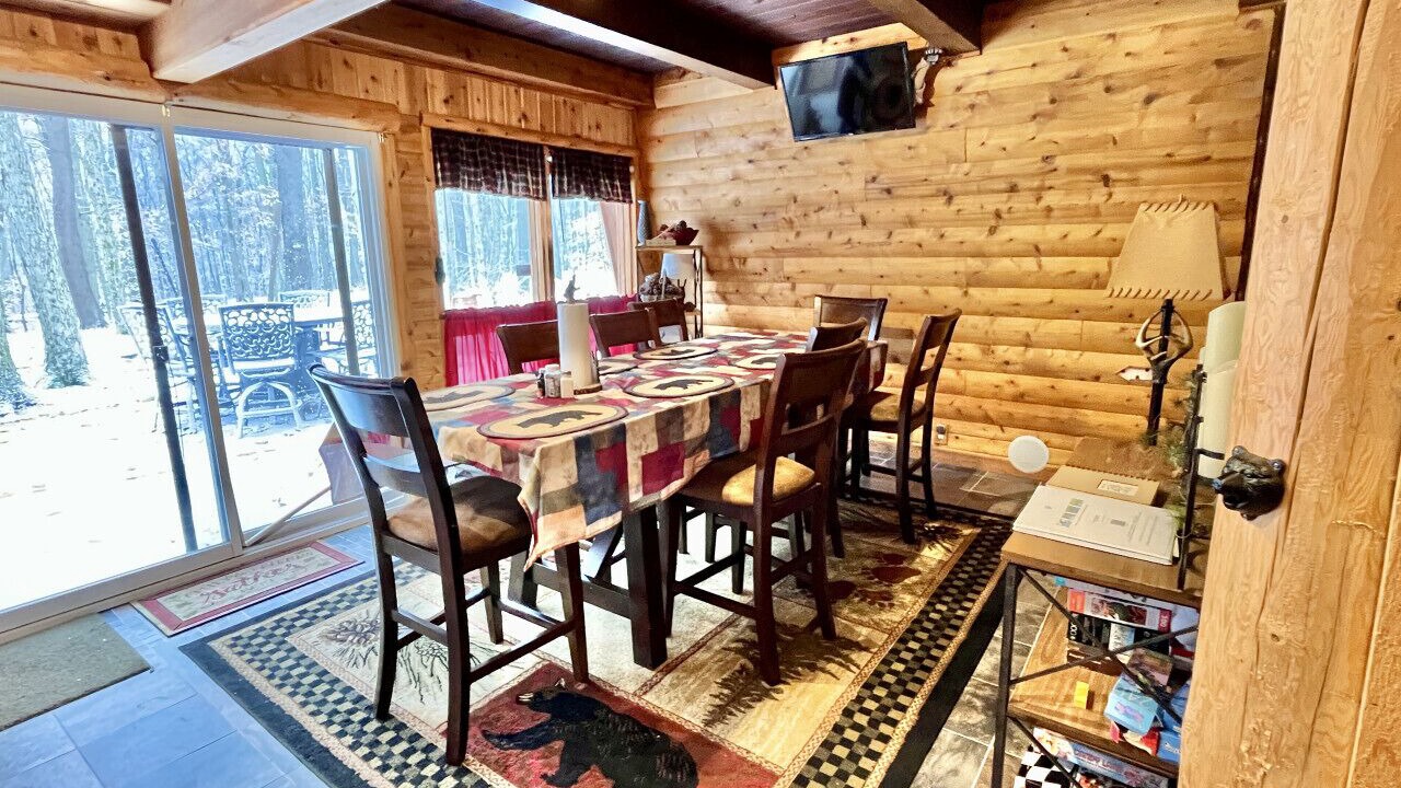 Photo of Bedroom in Hidden Valley