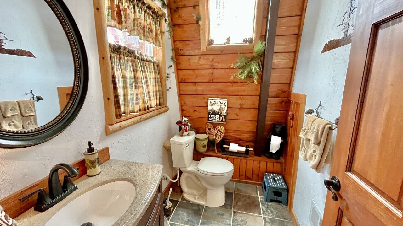 Photo of Bathroom in Hidden Valley