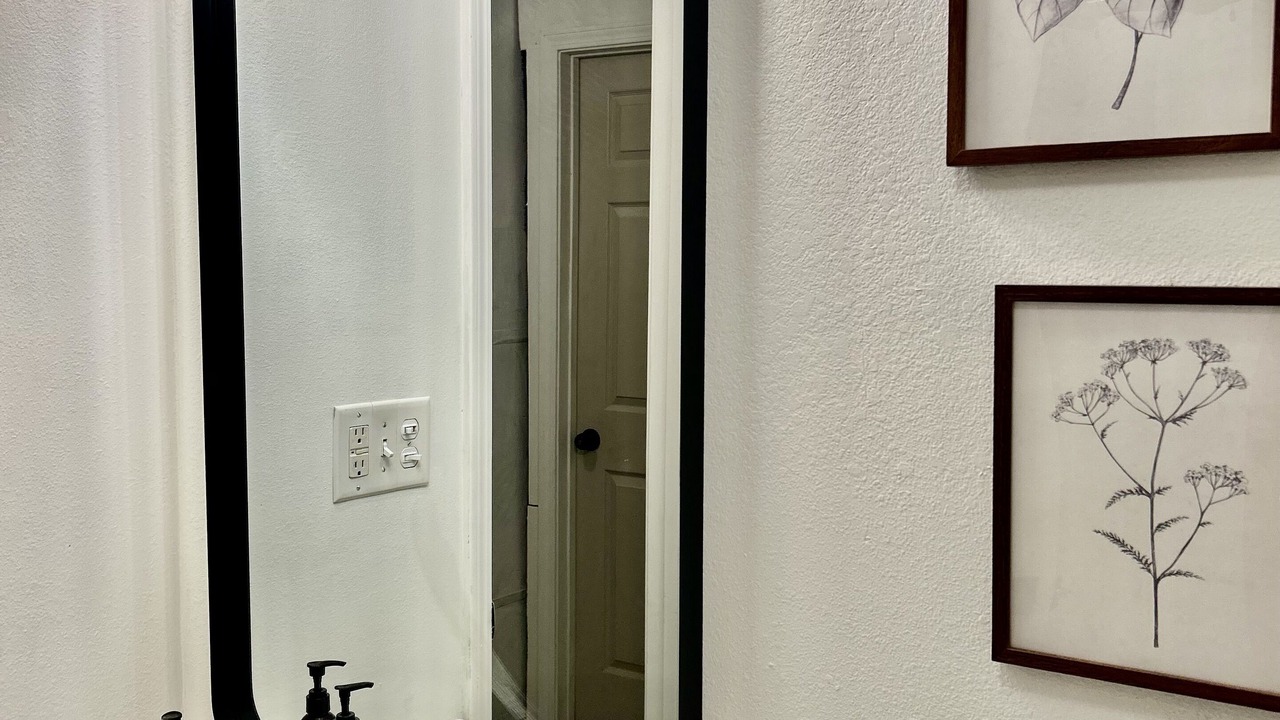 Photo of Bathroom in Candler