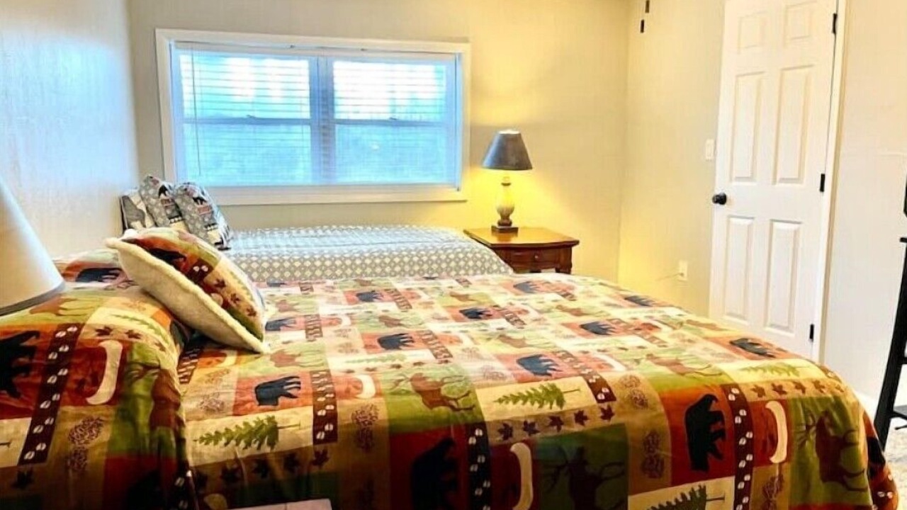 Photo of Bedroom in Mountain City