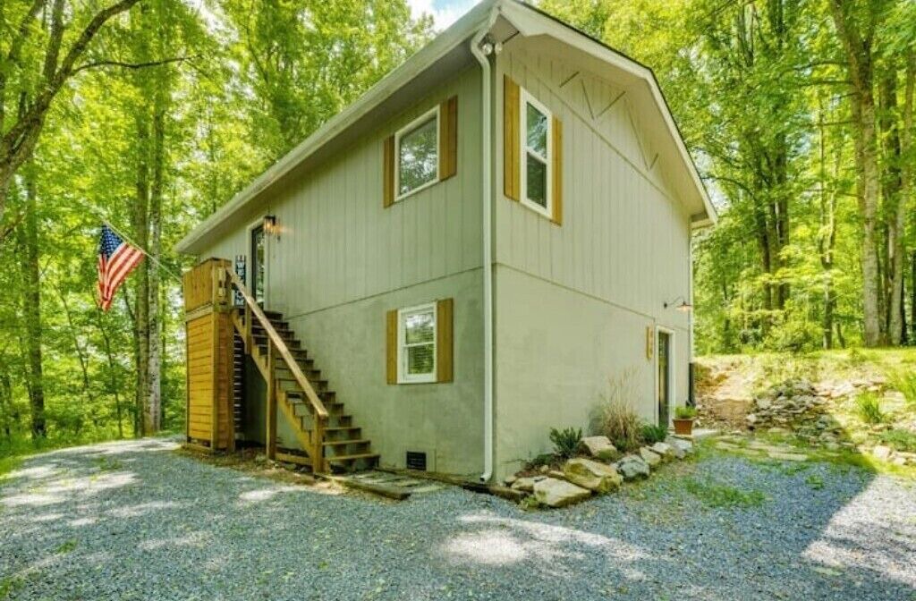 Photo of Outdoor in Mountain City