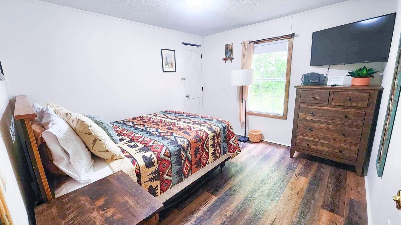 Photo of Bedroom in Pittman Center