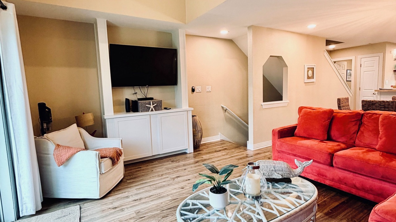Photo of Livingroom in Bermuda Bay