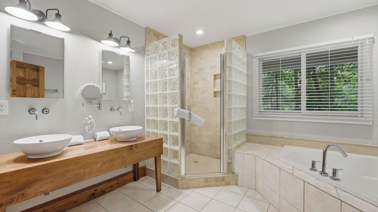 Photo of Bathroom in Mount Mourne