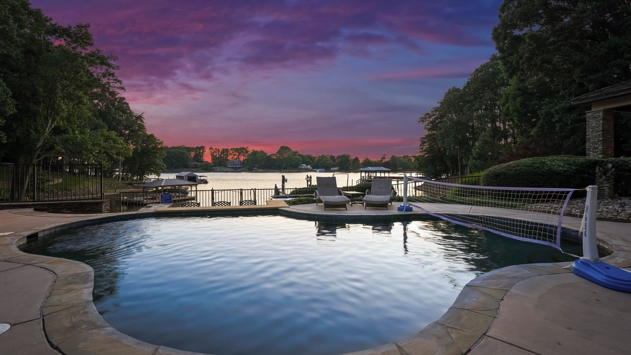 Photo of Outdoor in Mayhew