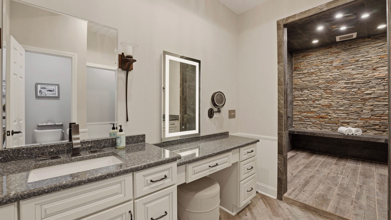 Photo of Bathroom in Mayhew