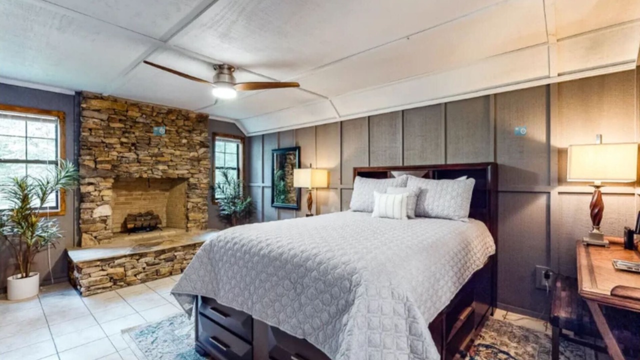 Photo of Bedroom in Sevierville