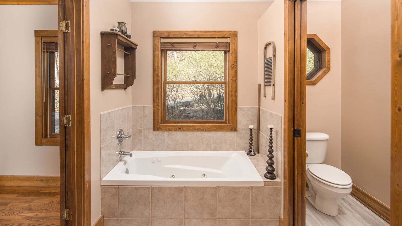 Photo of Bathroom in Blowing Rock
