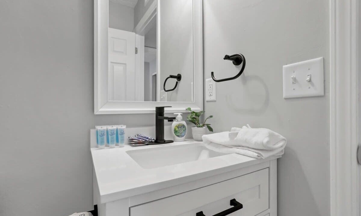 Photo of Bathroom in Downtown Columbus