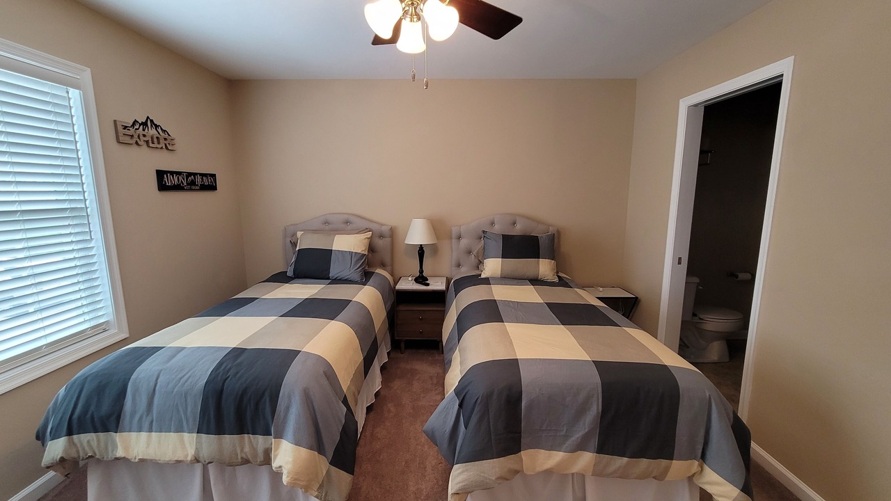Photo of Bedroom in Lewisburg
