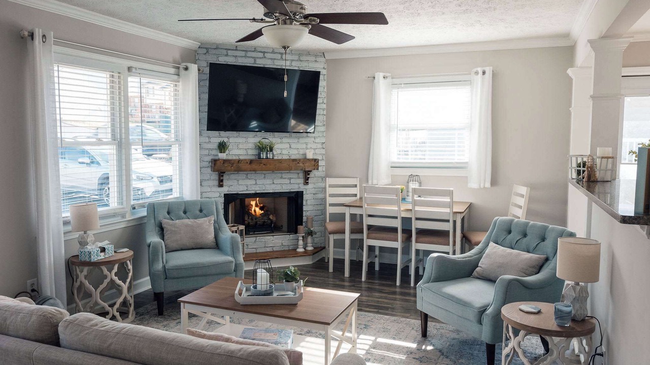 Photo of Livingroom in Johnson City