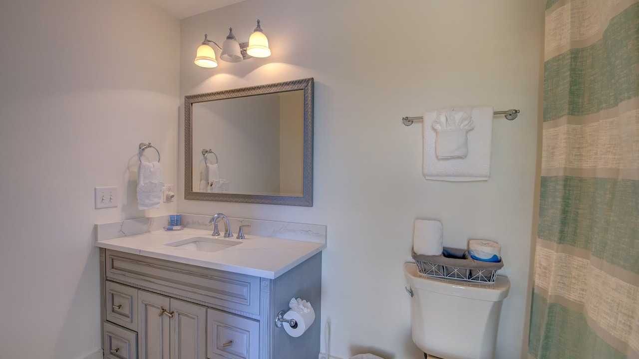 Photo of Bathroom in Isle of Palms