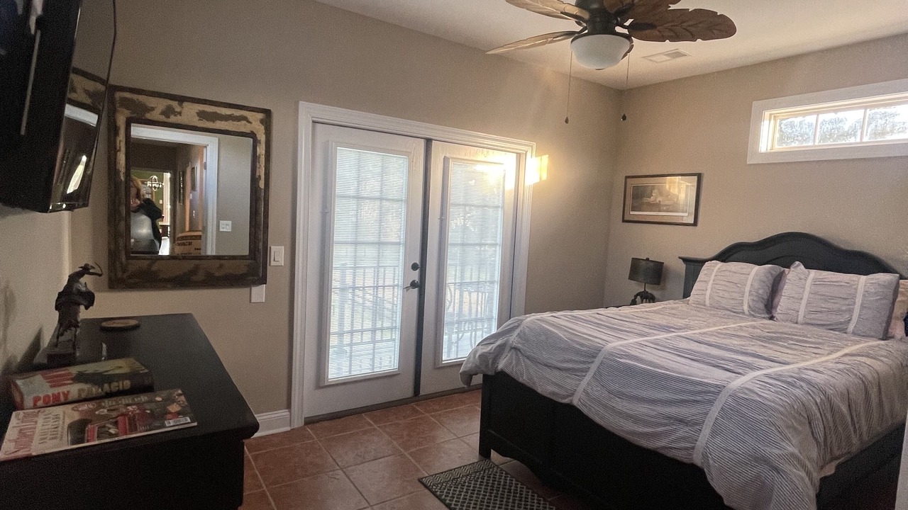 Photo of Bedroom in Carolina Shores