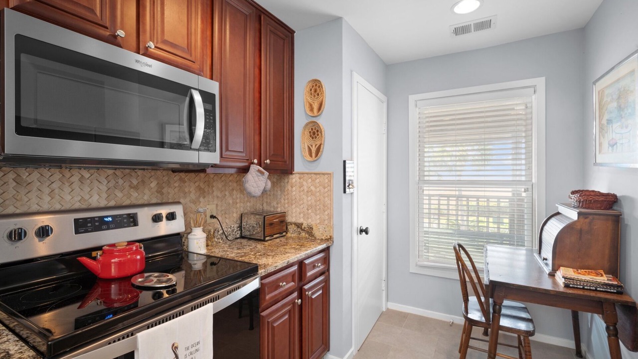 Photo of Kitchen in Beachwalk