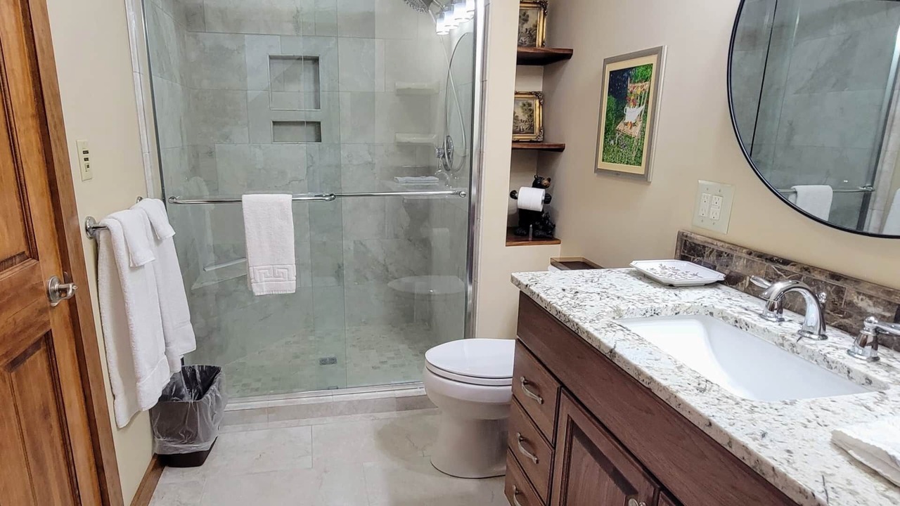 Photo of Bathroom in Sapphire
