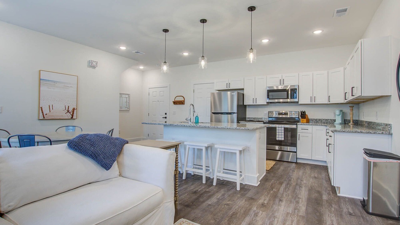 Photo of Livingroom in Hanahan