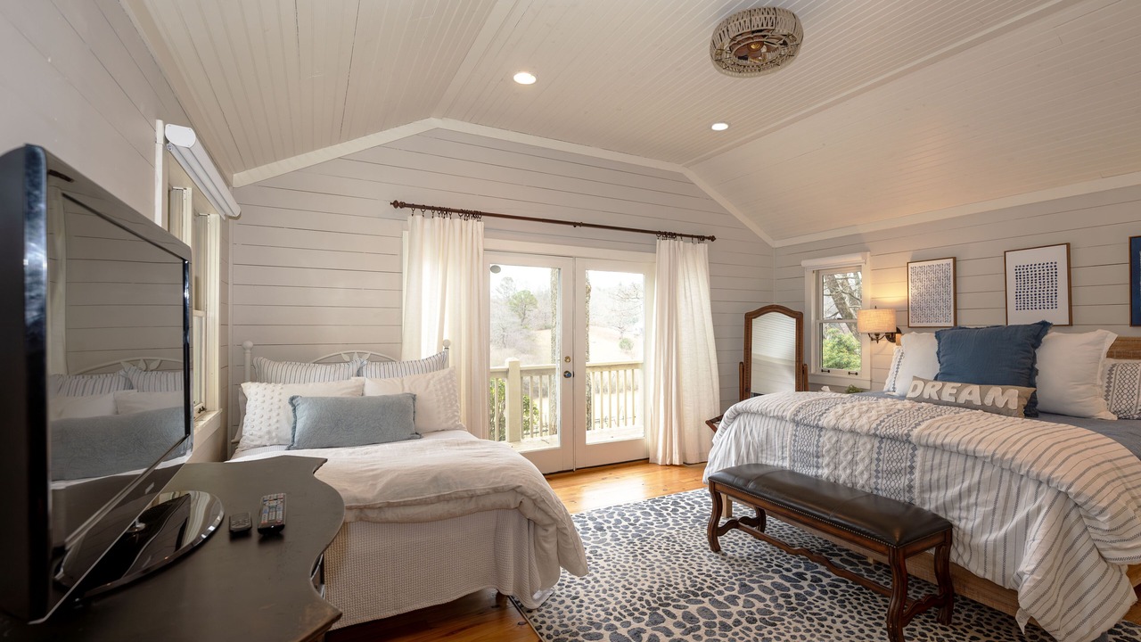 Photo of Bedroom in Tiger