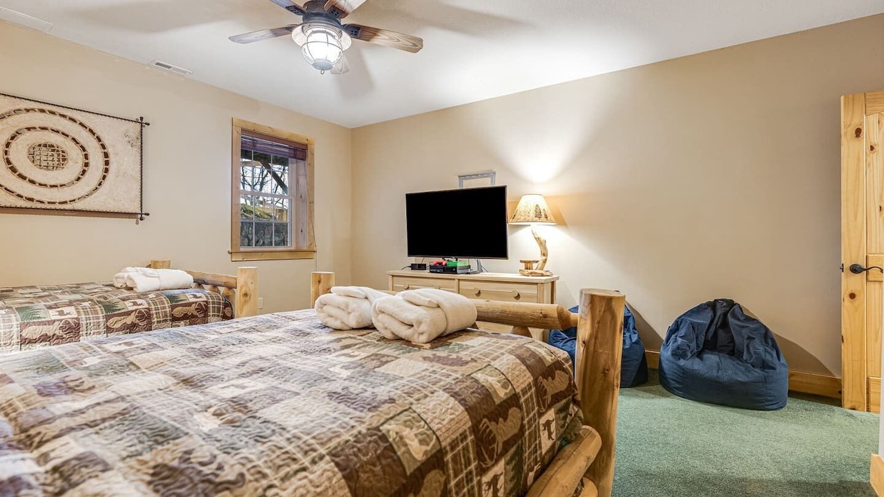 Photo of Bedroom in Waynesville