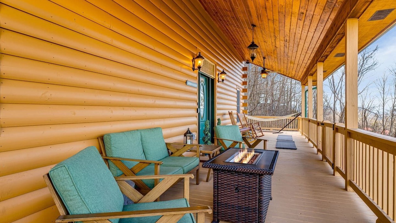 Photo of Patio Balcony in Waynesville