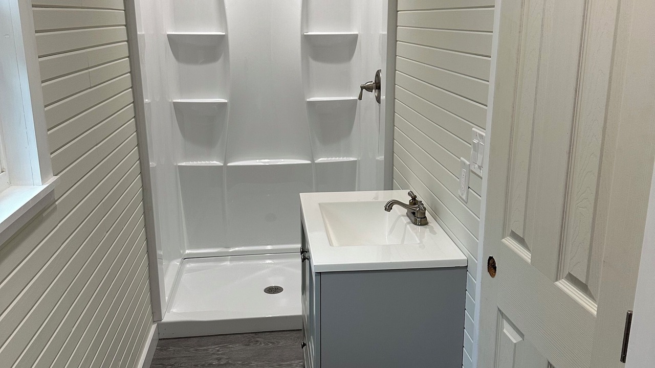 Photo of Bathroom in Gumlog