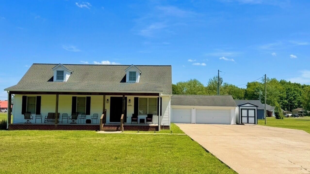 Photo of Outdoor in Benton