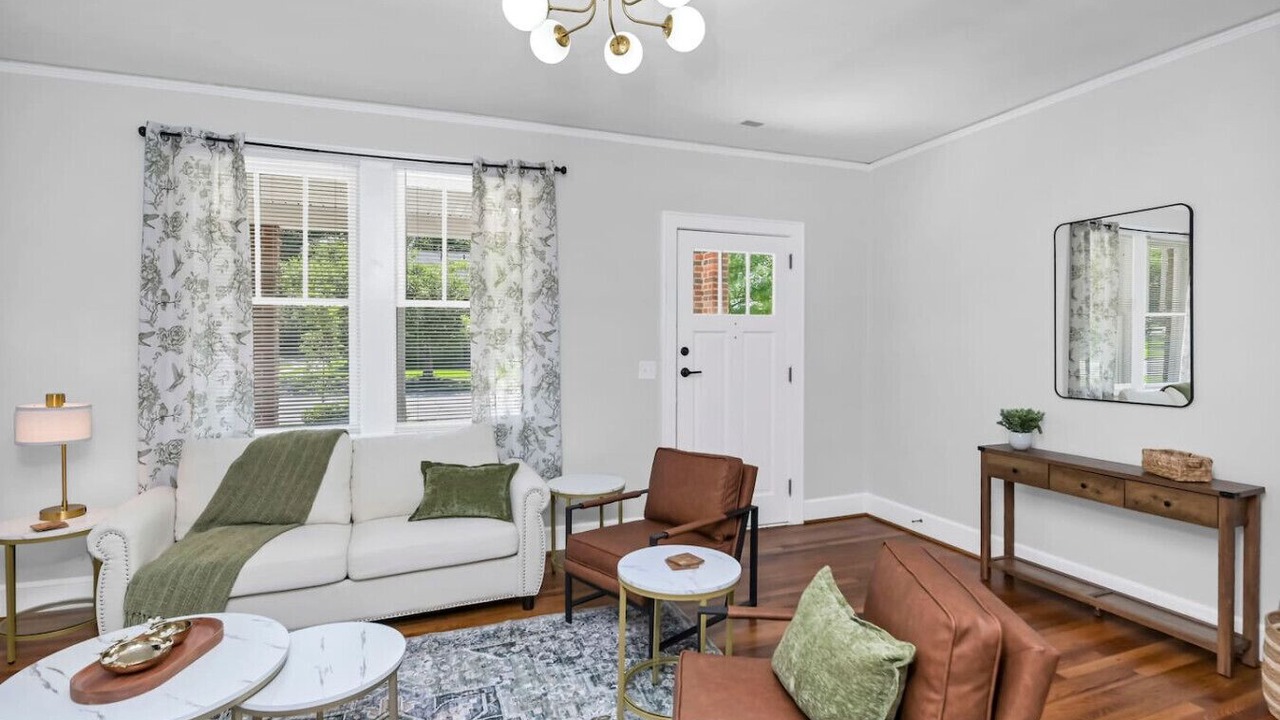 Photo of Livingroom in Shandon
