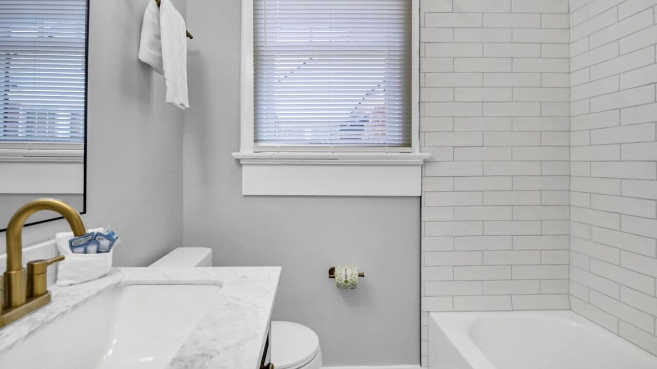 Photo of Bathroom in Shandon