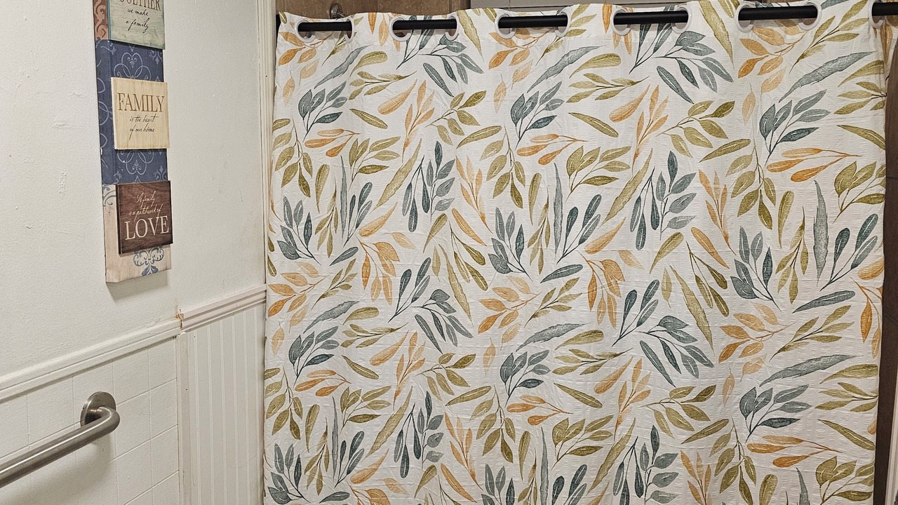Photo of Bathroom in Logan