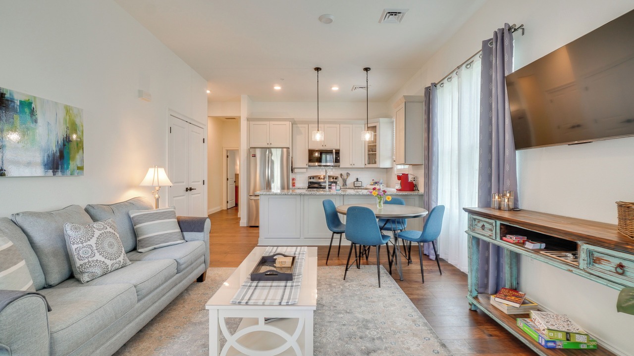 Photo of Livingroom in Maryville