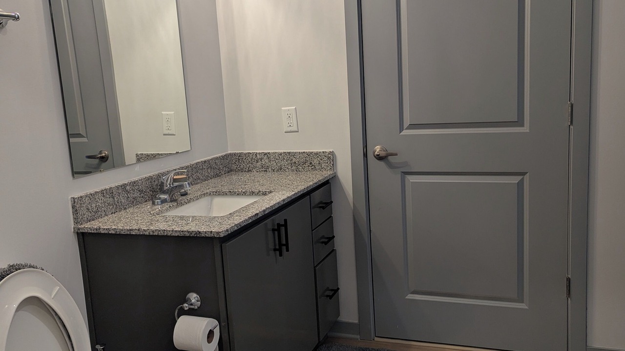 Photo of Bathroom in Canal Winchester