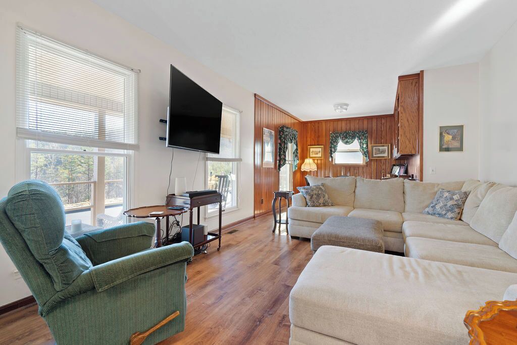 Photo of Livingroom in Blairsville