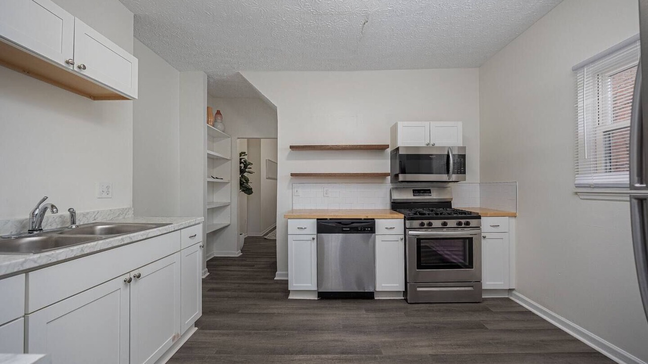 Photo of Kitchen in Near East Columbus