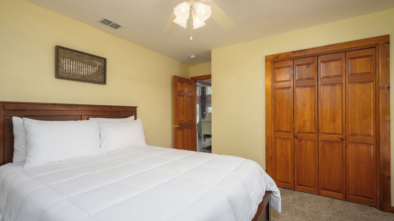 Photo of Bedroom in Saint Helena Island
