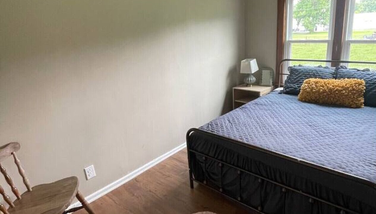 Photo of Bedroom in Middlesboro