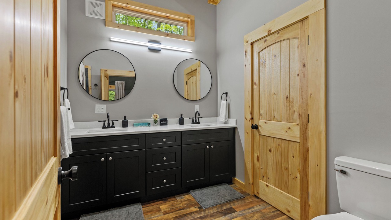 Photo of Bathroom in Campton