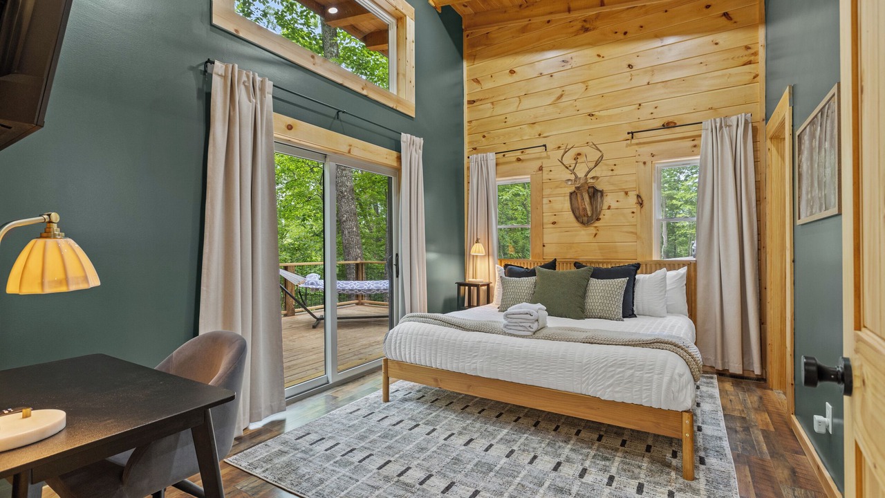 Photo of Bedroom in Campton