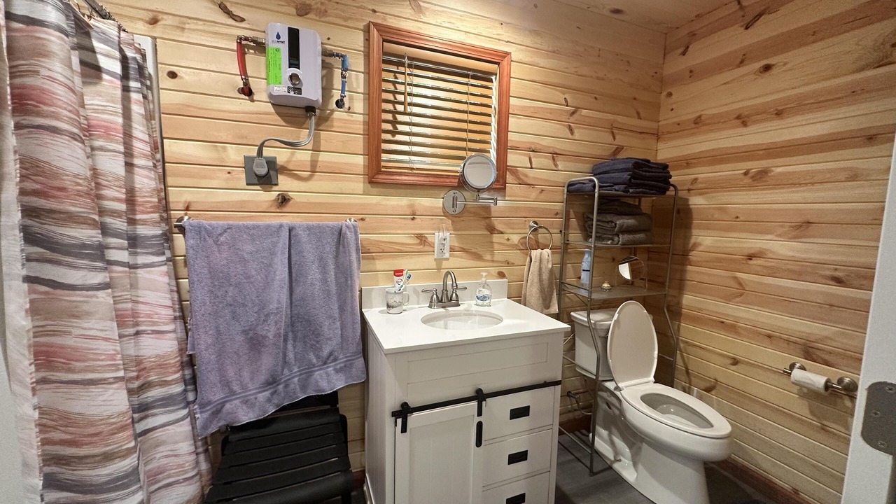 Photo of Bathroom in Stanton