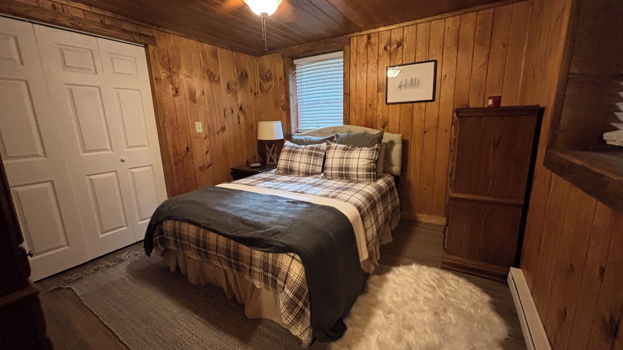 Photo of Bedroom in Newland