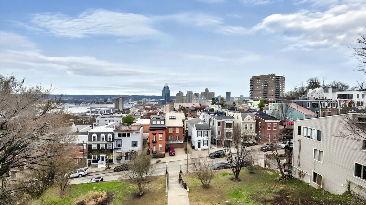 Photo of Others in Mount Adams