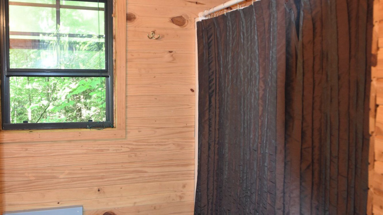 Photo of Bathroom in Woodbine