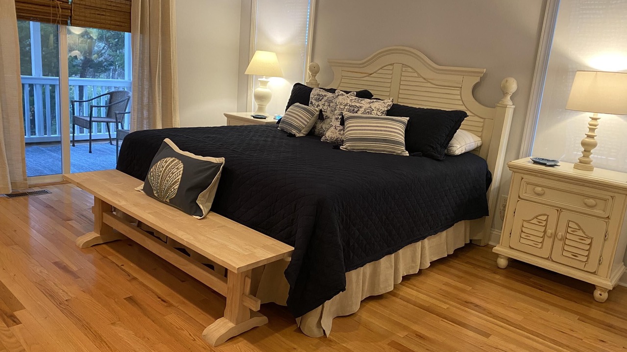 Photo of Bedroom in North Litchfield Beach
