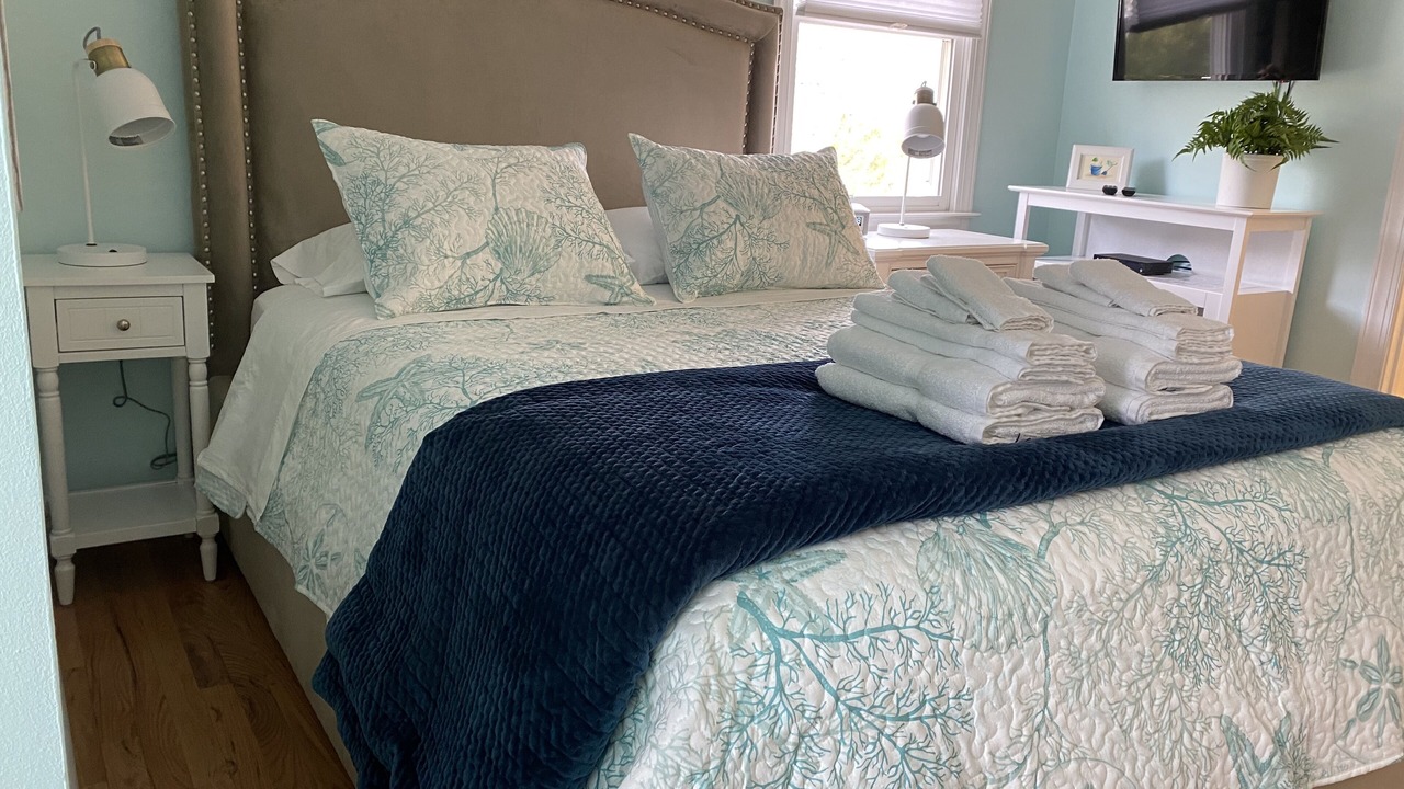 Photo of Bedroom in North Litchfield Beach