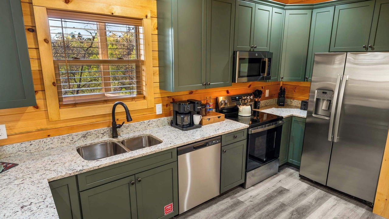 Photo of Kitchen in Black Bear Falls